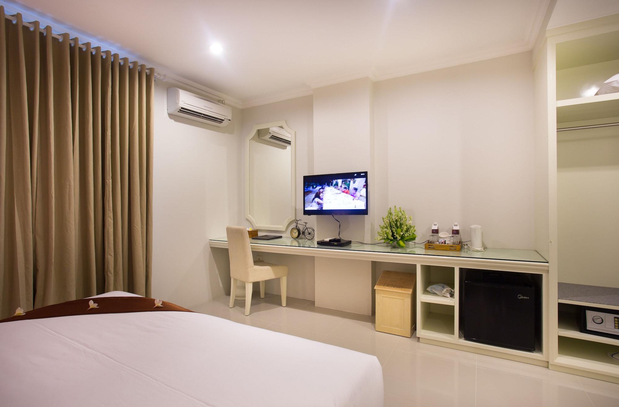 Amalfi Hotel Seminyak Экстерьер фото