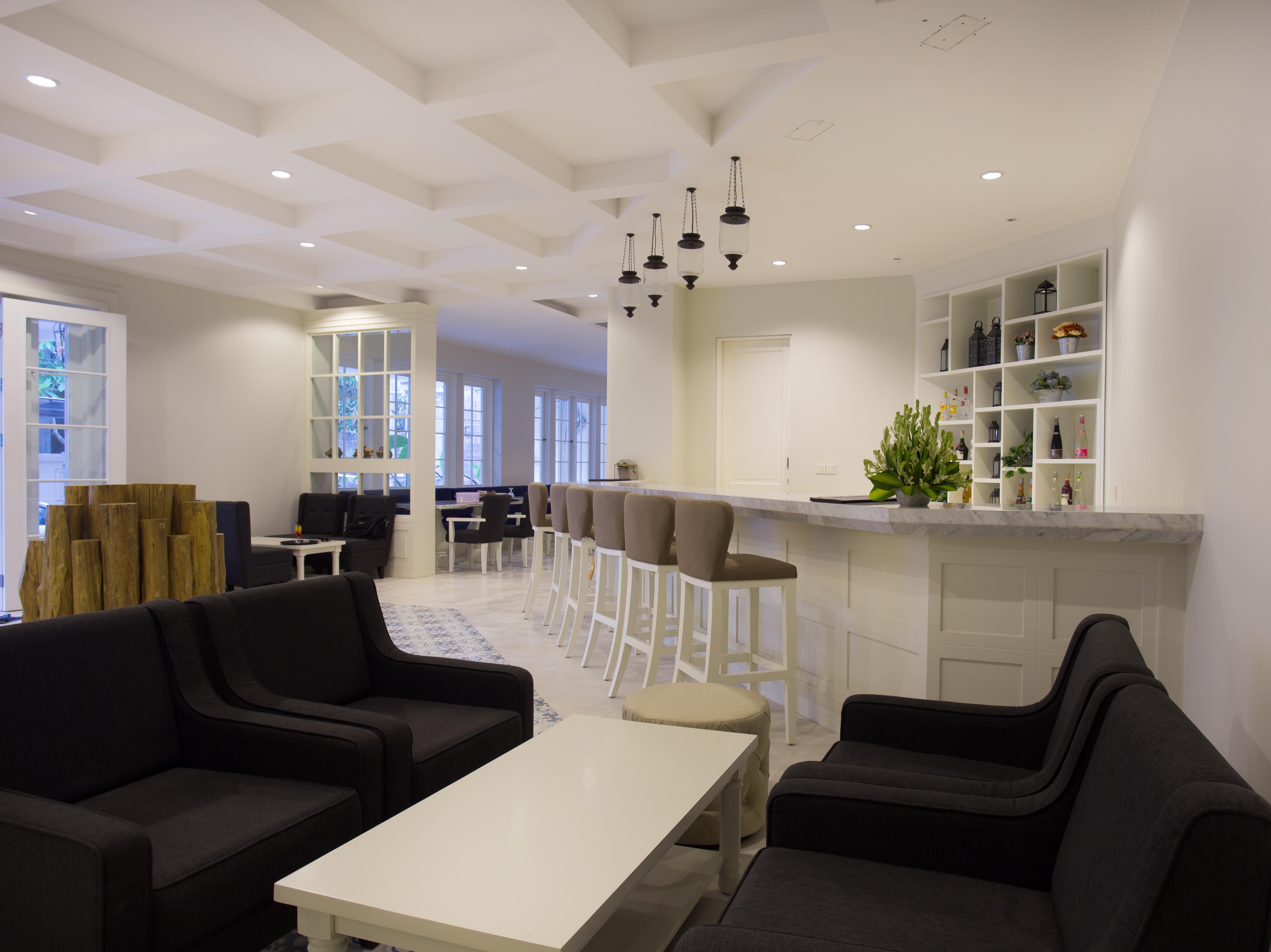 Amalfi Hotel Seminyak Экстерьер фото