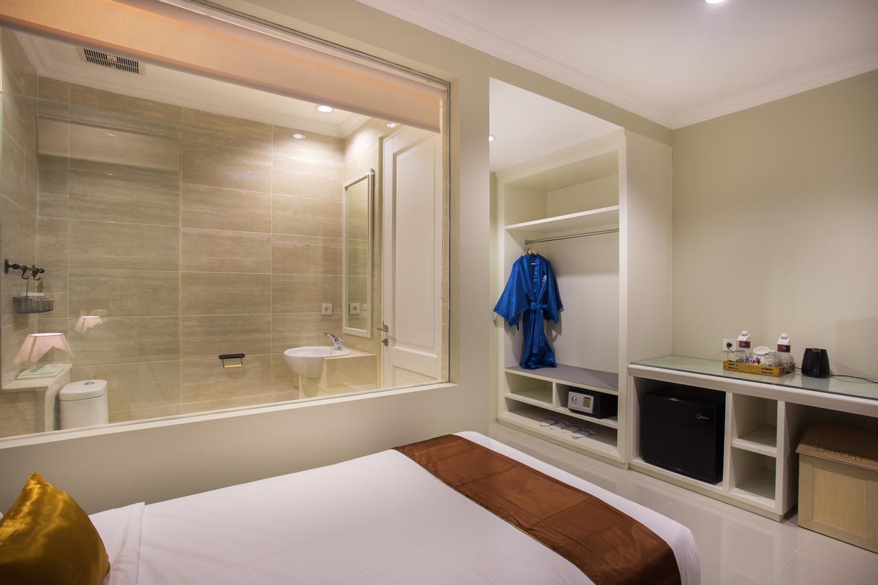 Amalfi Hotel Seminyak Экстерьер фото