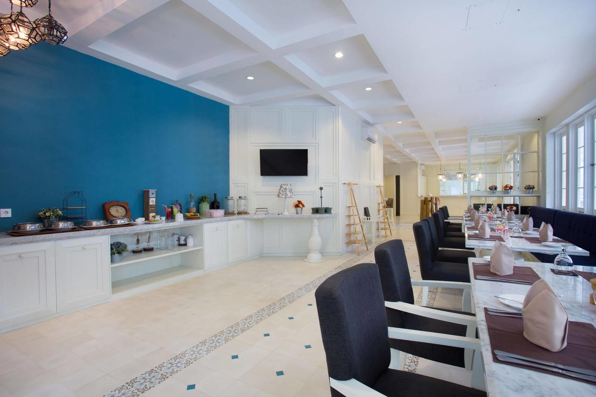 Amalfi Hotel Seminyak Экстерьер фото